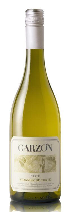 viognier-de-corte-bodega-garzon-estate-shelved-wine